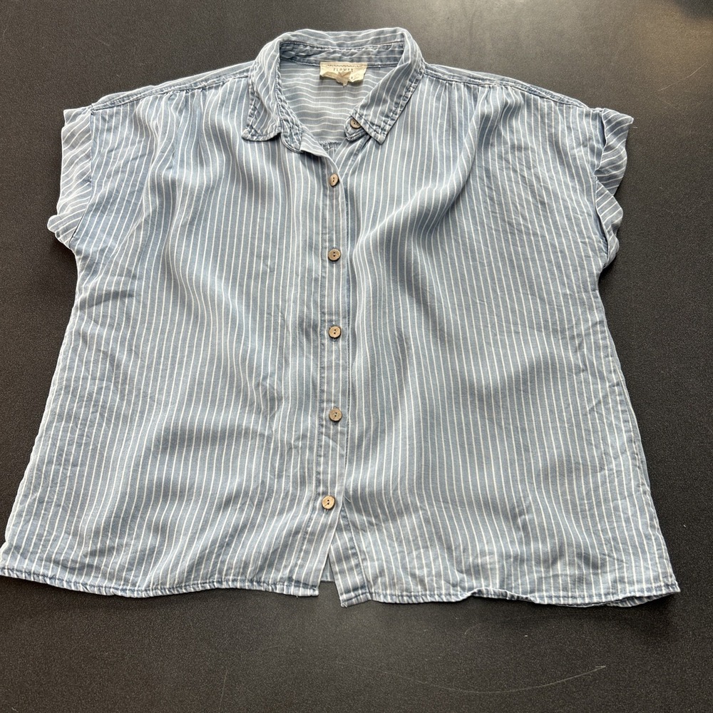 Flower and‎ Feather blue white striped blouse sz L